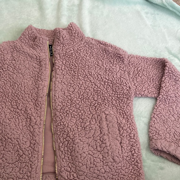 Blush and gold Sherpa jacket Size Medium - Picture 3 of 5